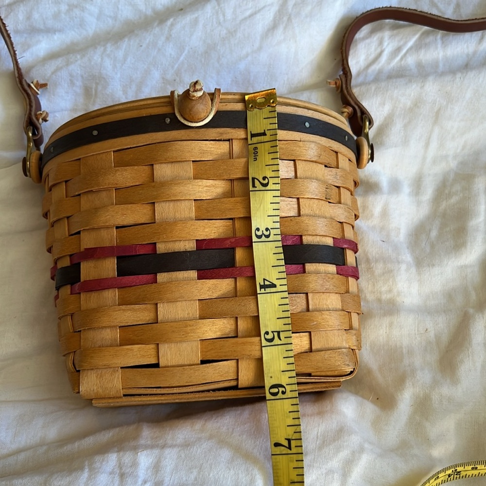 Handmade vintage basket purse - Picture 9 of 12